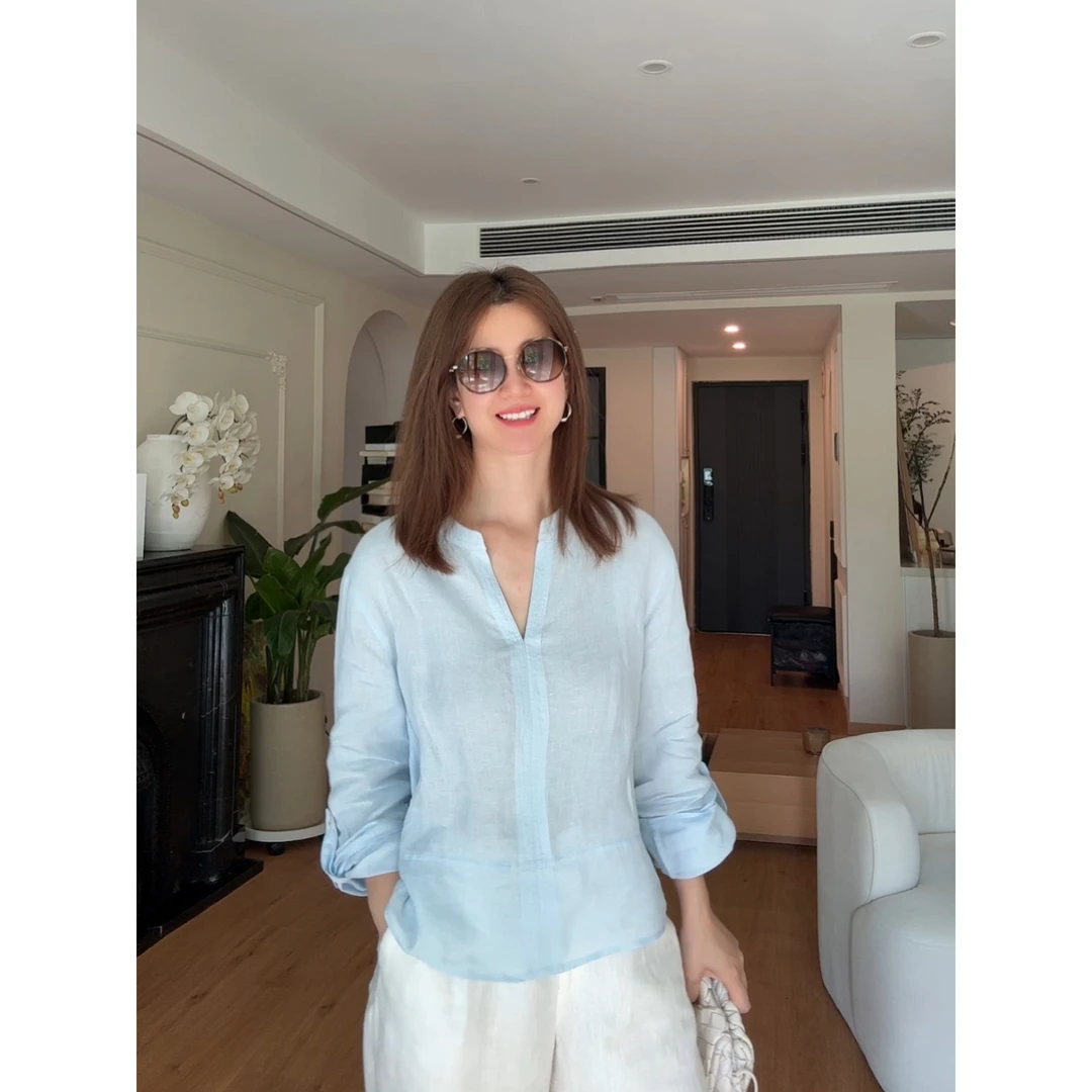 ulight慵懒感清新蓝亚麻小V领舒适上衣
