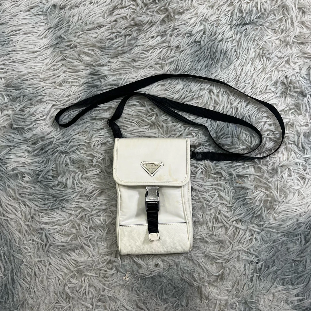 95新 Prada/普拉达 (XX)小包 95新 轻微使用 /公价7000