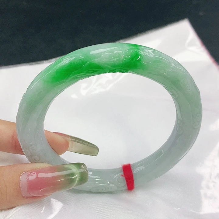 翡翠未镶嵌手镯圈56.8，12052