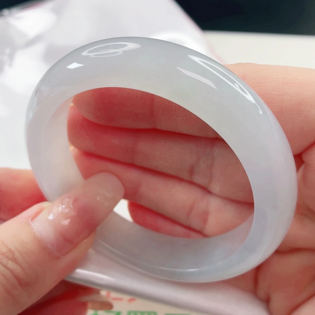 翡翠未镶嵌手镯缅甸天然A货翡翠51.9