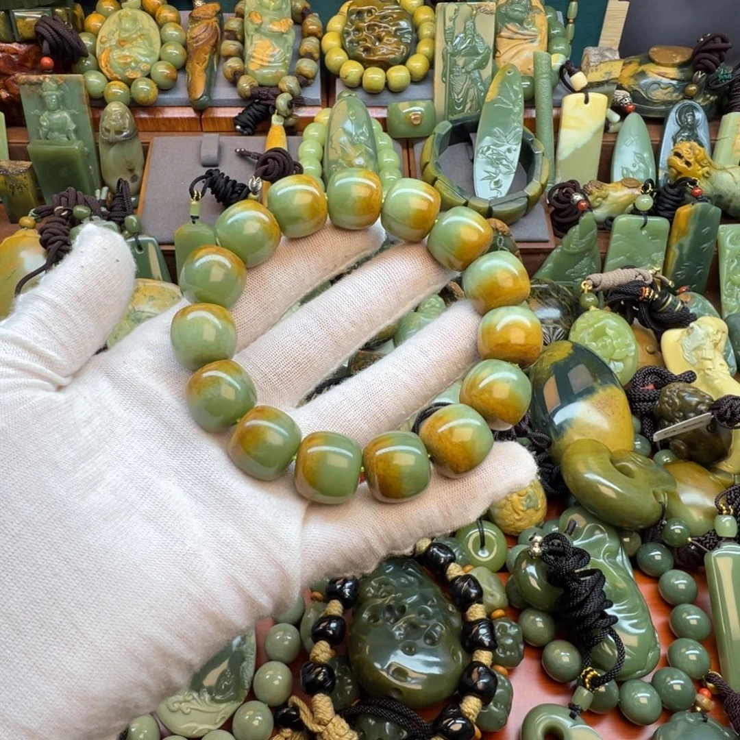 辽***品岫岩河磨玉（透闪石质玉）未镶嵌手链