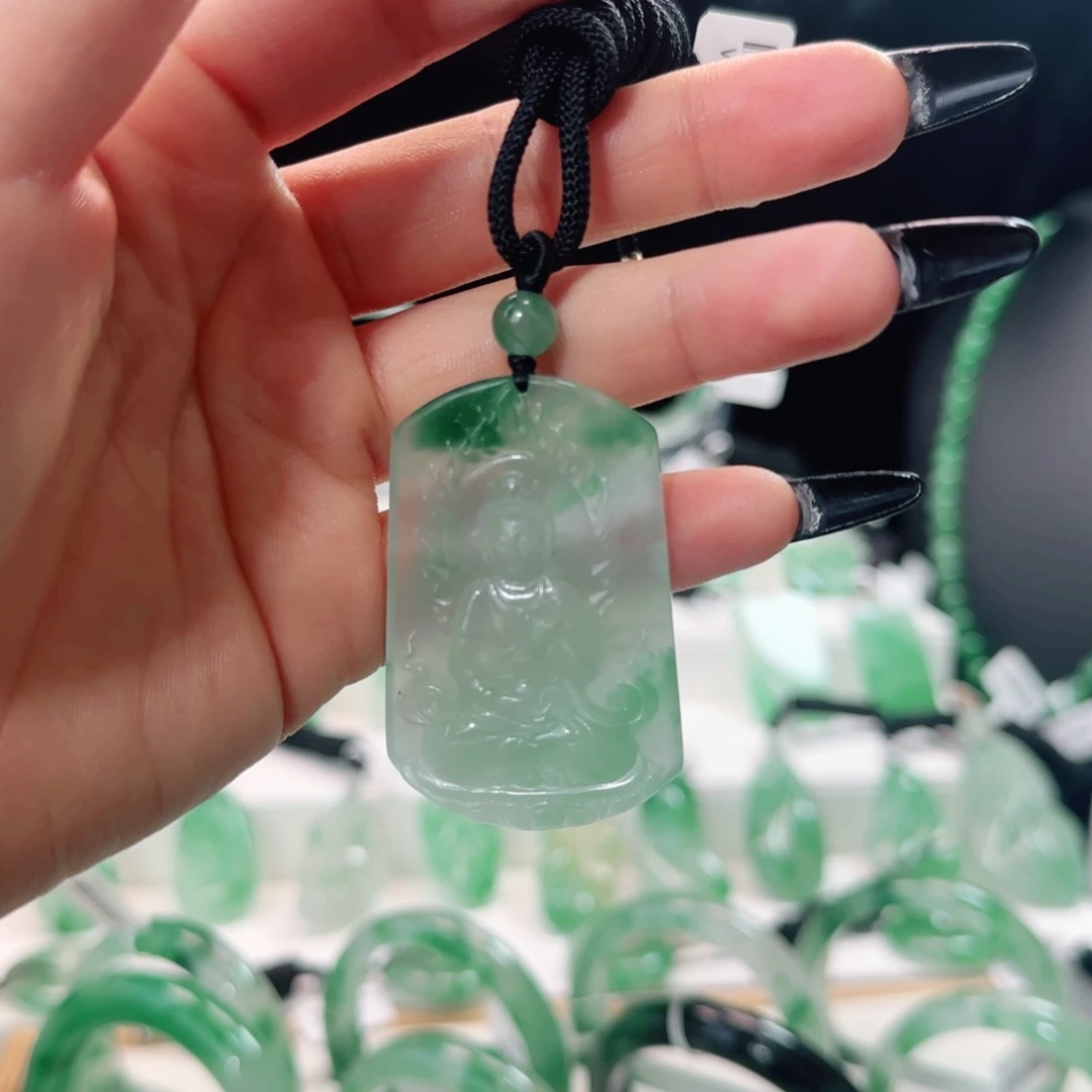 石英质玉吊坠(赠链)未镶嵌