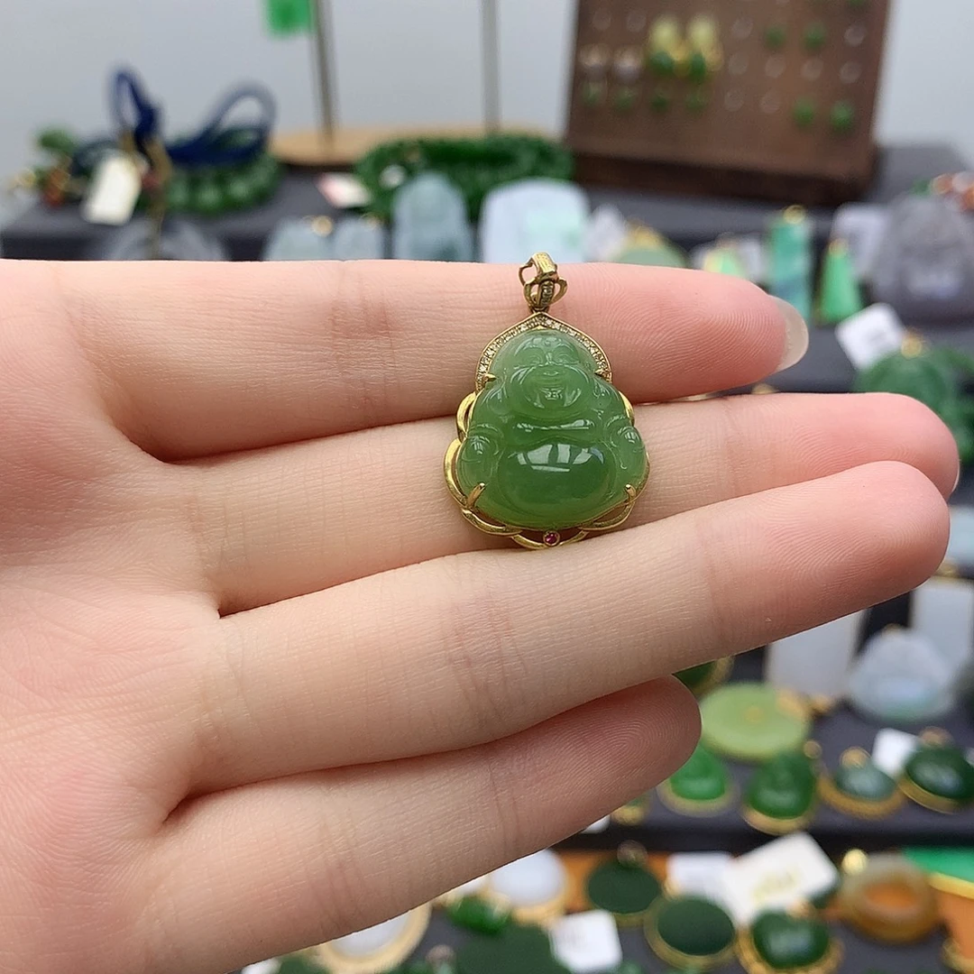 和田玉（碧玉）18K金镶嵌颈饰