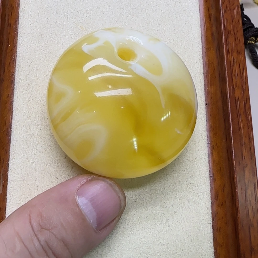 琥珀未镶嵌吊坠(赠链)蜜蜡吊坠