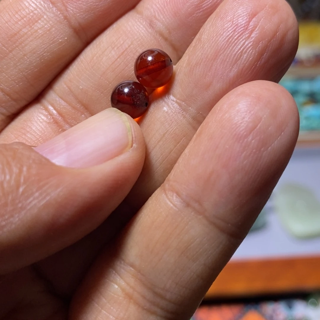 琥珀未镶嵌裸石配饰