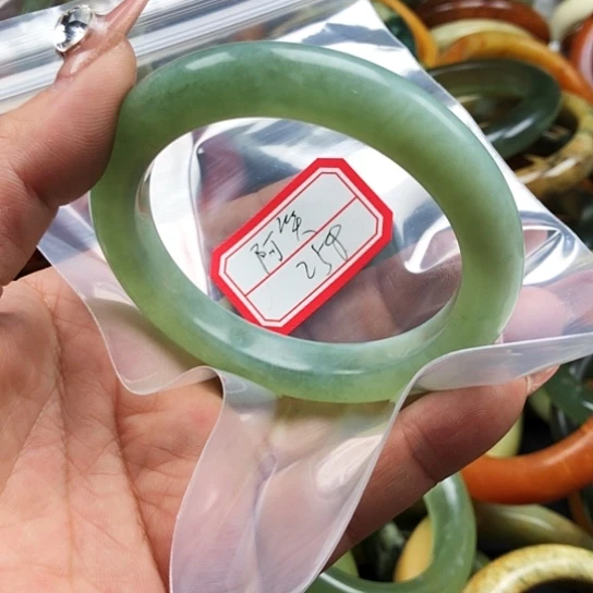 蛇纹石玉手镯未镶嵌阿*