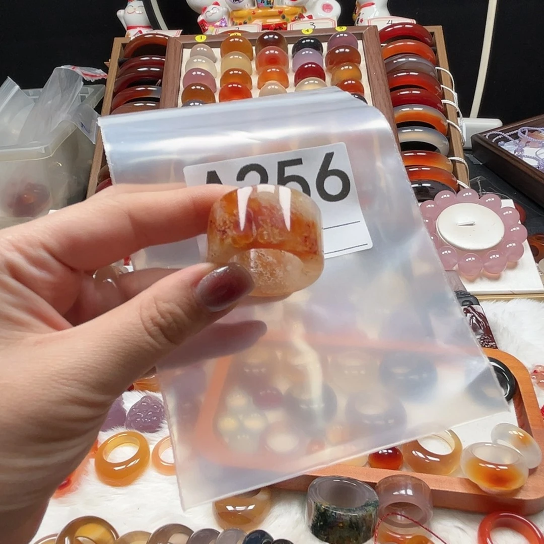 0***C玛瑙/玉髓未镶嵌戒指