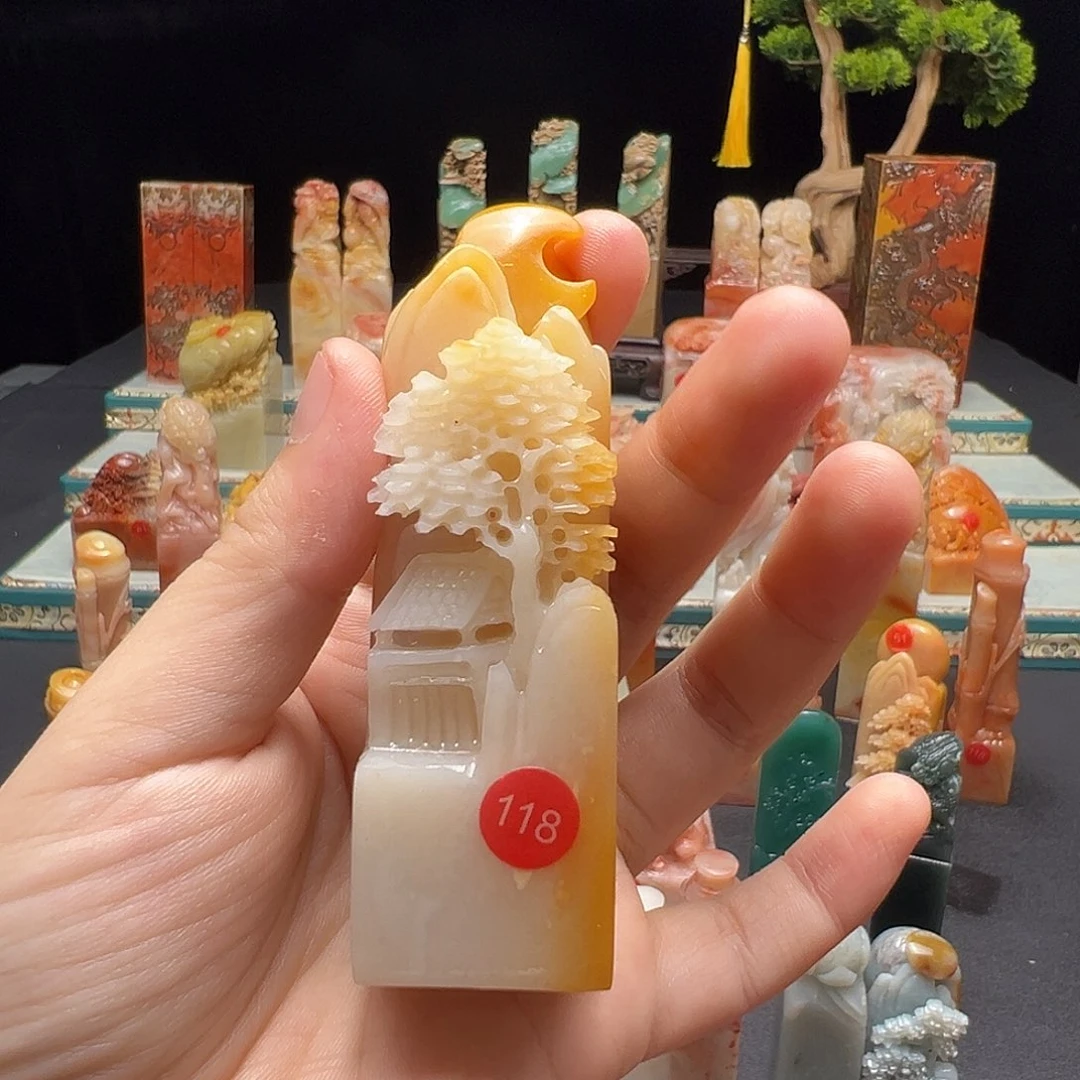 捧***~寿山石印石手工制作