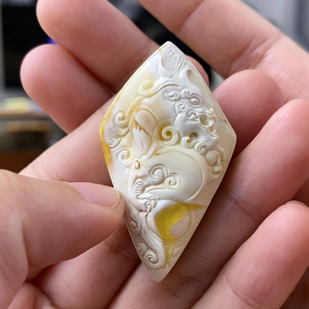 蜜蜡珠宝奇石未镶嵌蜜蜡雕刻件