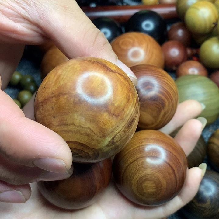 戒***白咯绿咯哦too图476688658