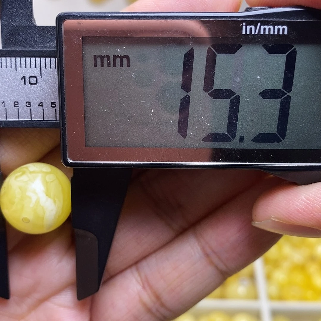 裸石琥珀未镶嵌蜜蜡圆珠