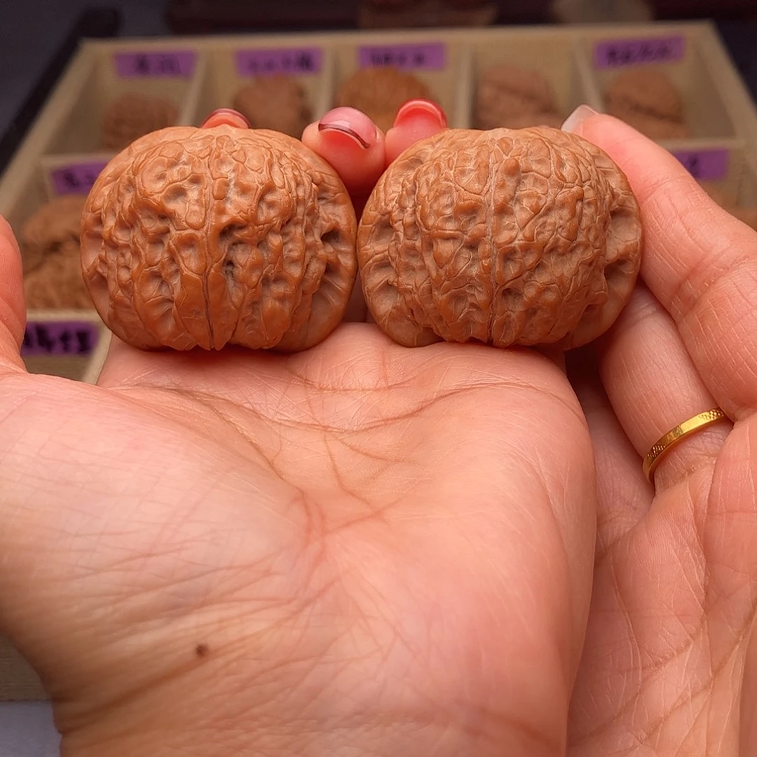 文玩核桃把件血麒麟41