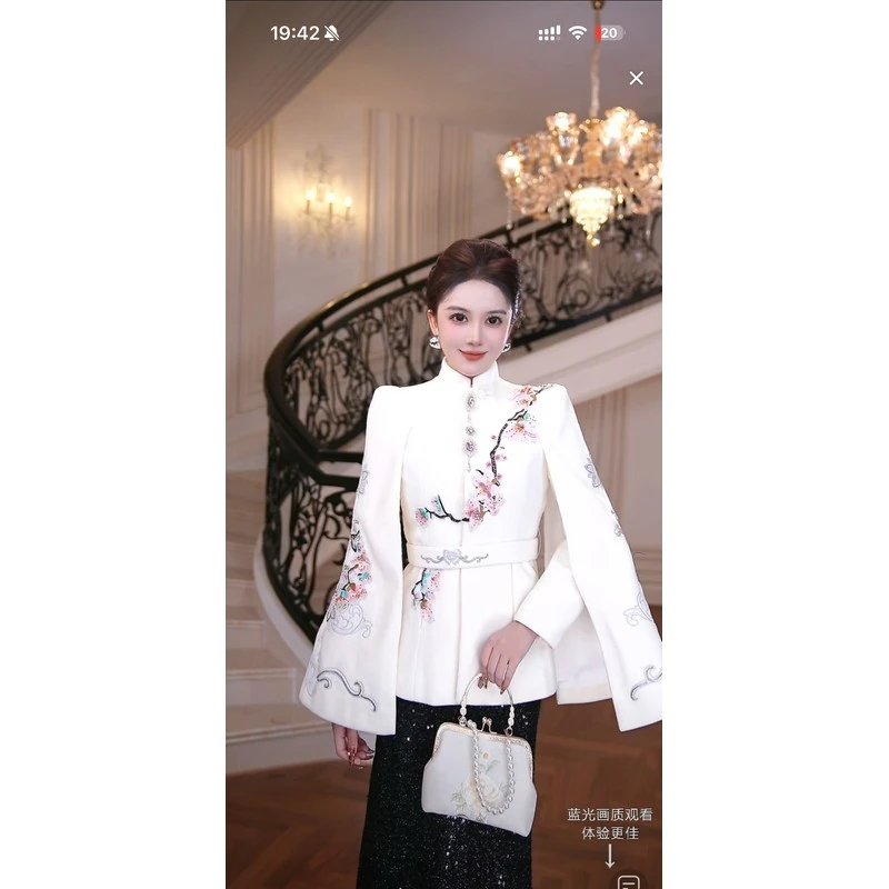 【芙娜妮】踏雪寻梅2025冬季清冷系禅意衣服女士呢子外套F2530802A