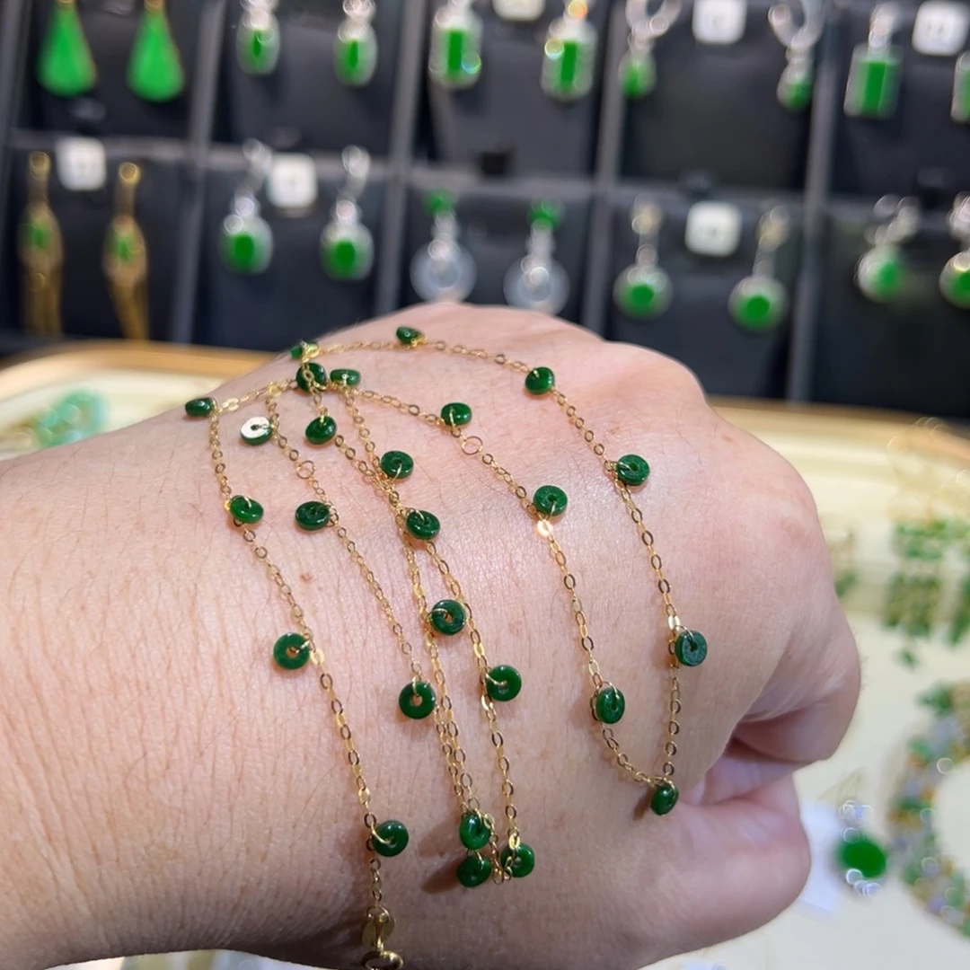 颈饰18K金镶嵌翡翠满天星50c m