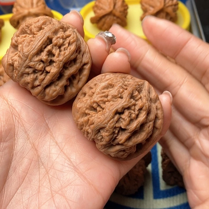 桃核吊坠粗筋45核桃