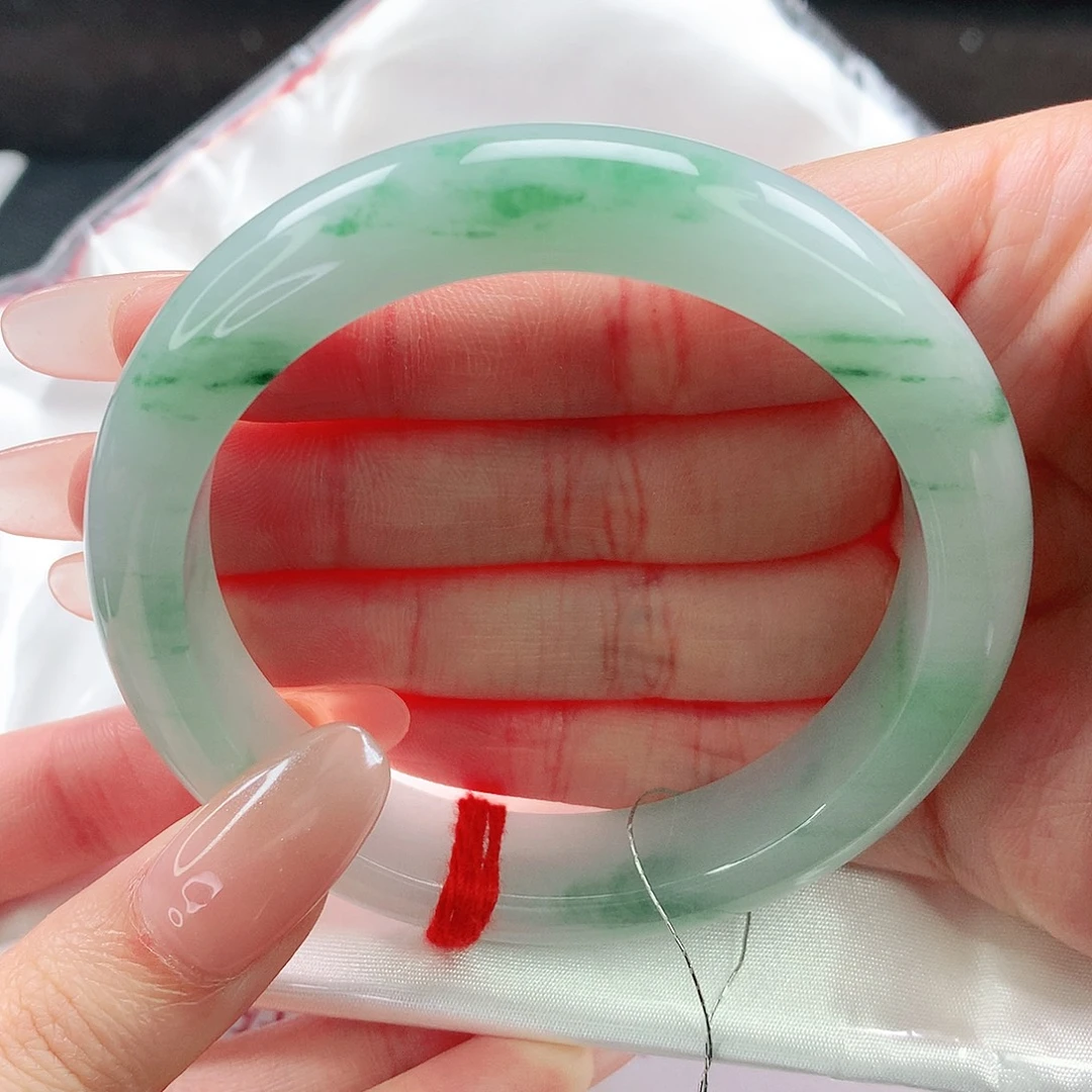 翡翠未镶嵌手镯56.5圈