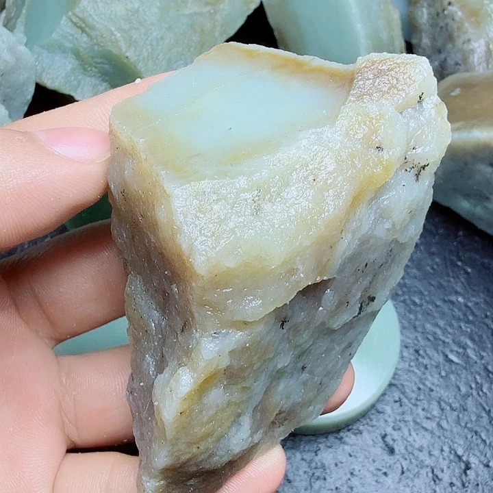 未镶嵌和田玉（糖玉）珠宝奇石