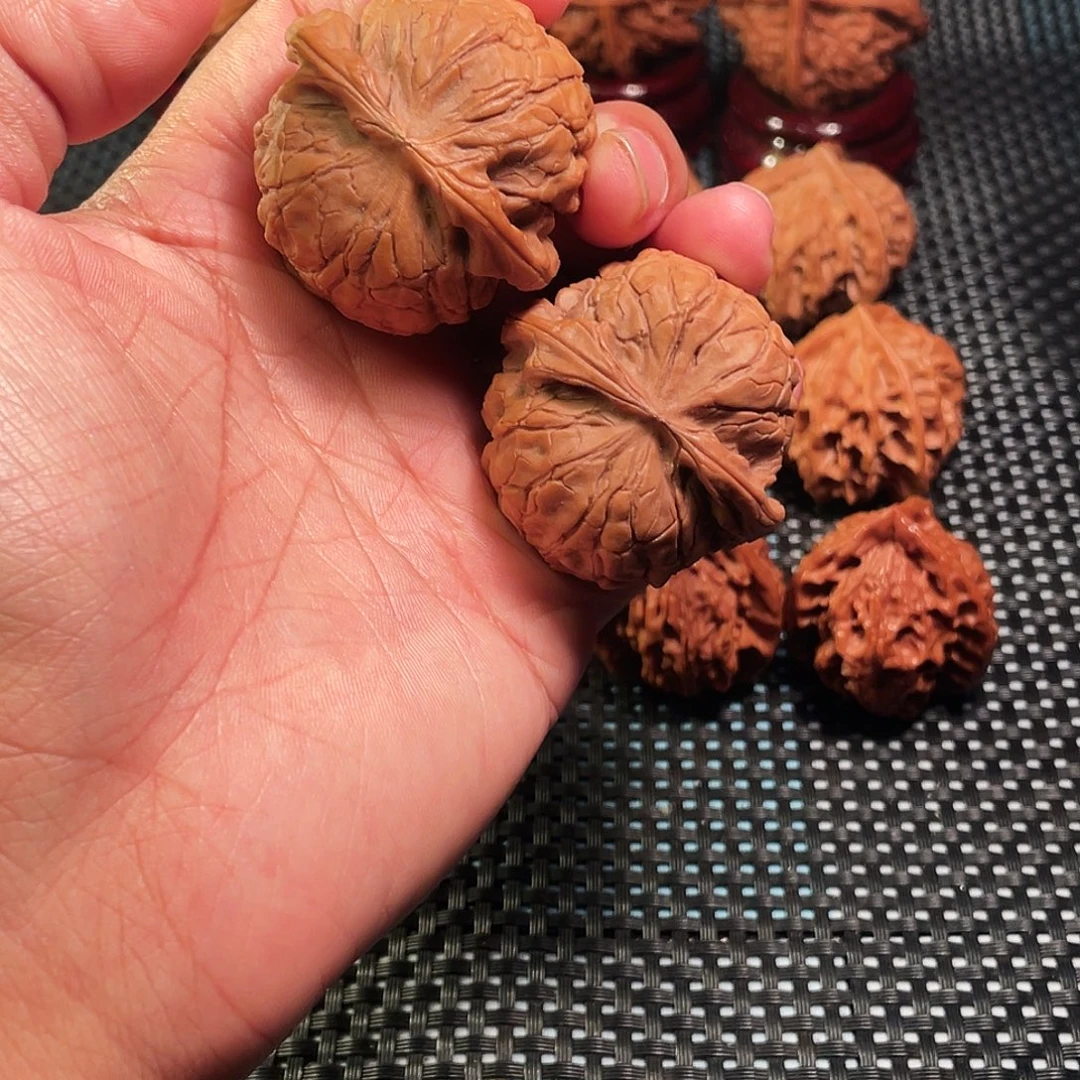文玩核桃吊坠40mm甲骨文