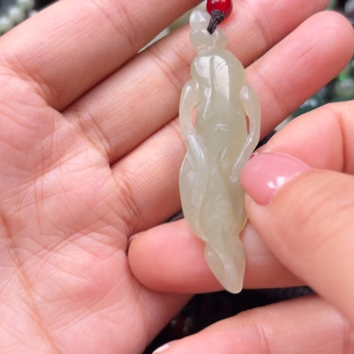 和田玉颈饰未镶嵌