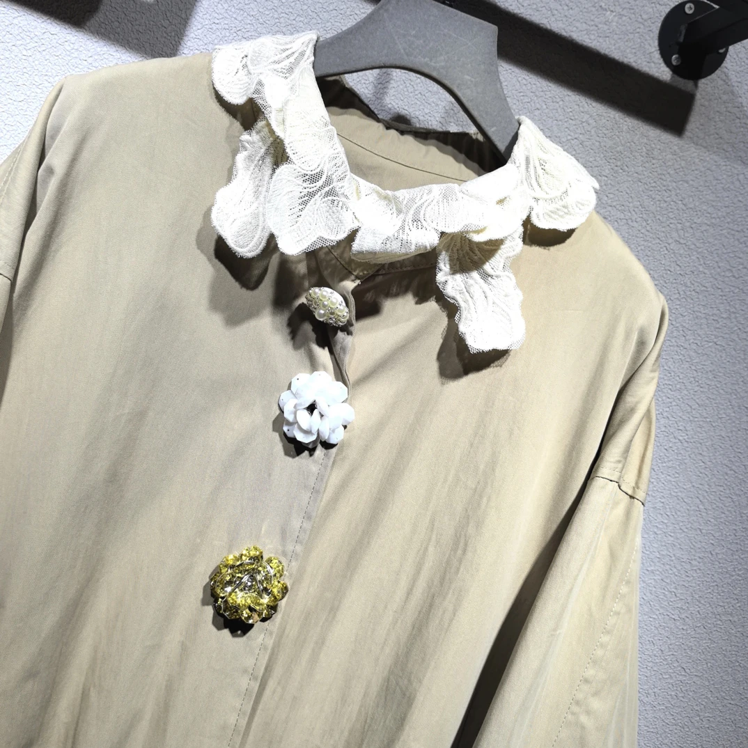 蕾丝花边立领立体钉珠花朵外套【香颂】