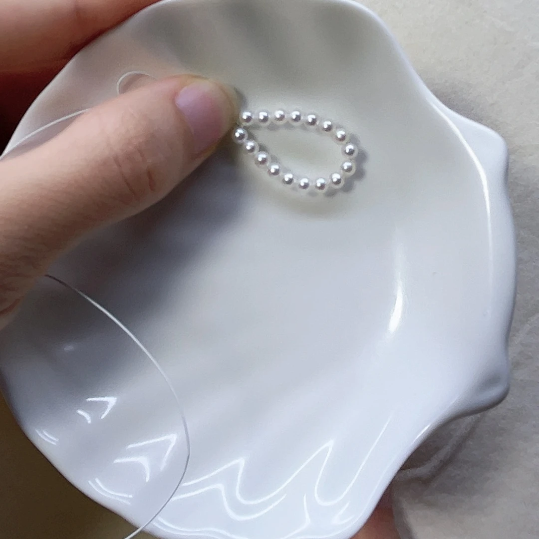 沐***婷淡水珍珠银S925镶嵌颈饰