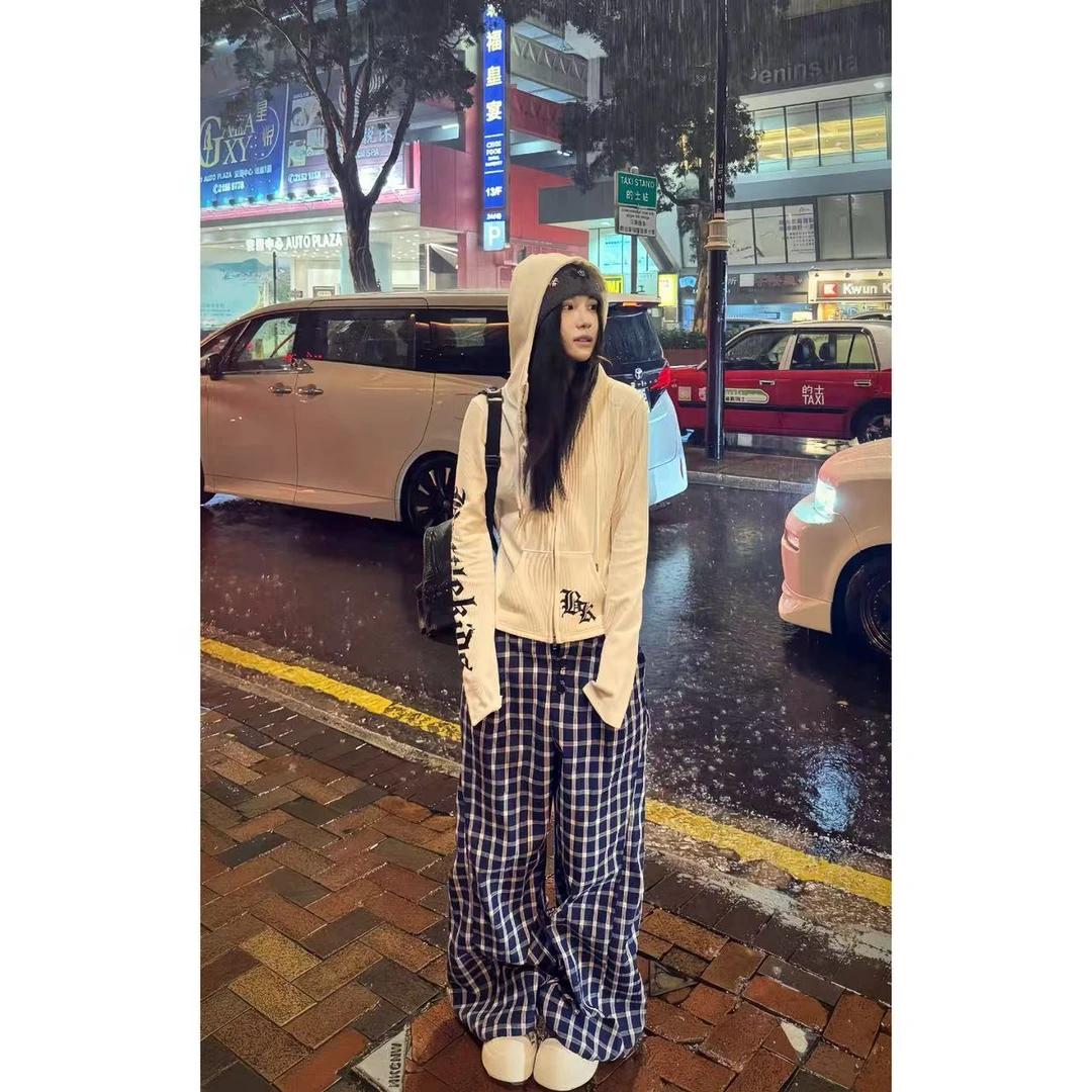 徐秋阳  梵文街区  秋季新款百搭时尚休闲显瘦显白外套HH9920