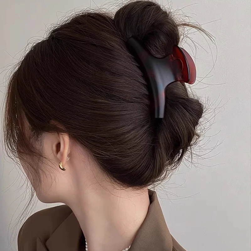 抓夹女发量少高级感2025新款发夹女后脑勺半扎发鲨鱼夹发饰头饰