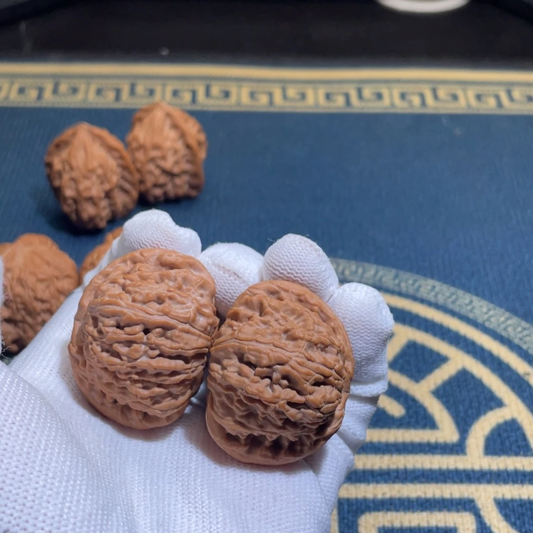 C***g银S92540全品白狮子