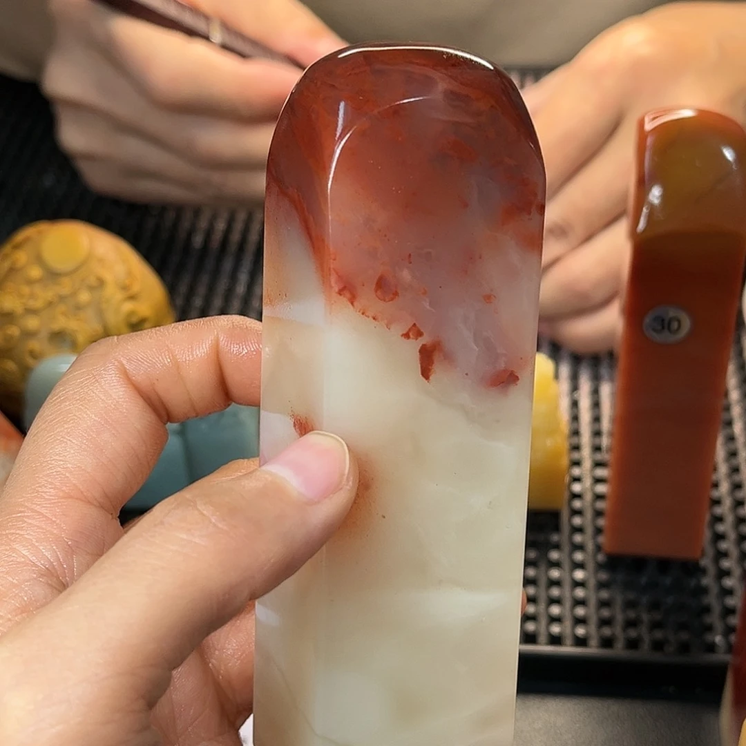 昌化石印石这种现象很明显了很多东西