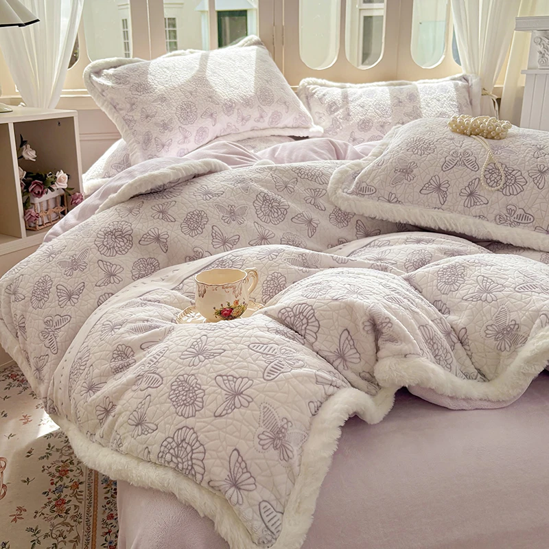 【晴美】小清新牛奶绒雕花毛绒包边四件套-紫梦絮语