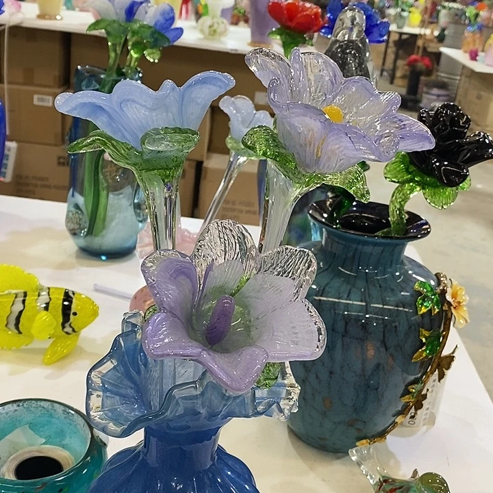 3只百合花高43厘米