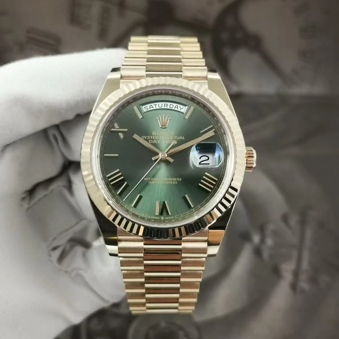 未使用 Rolex/劳力士 星期日历/228235/橄榄绿罗马/40mm/国行全套