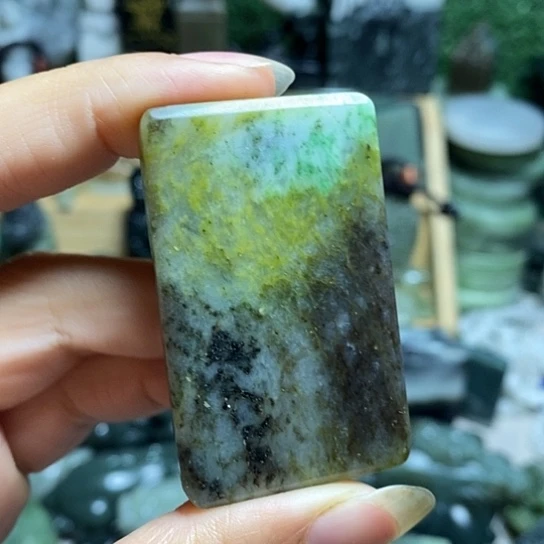 未镶嵌独山玉珠宝半成品