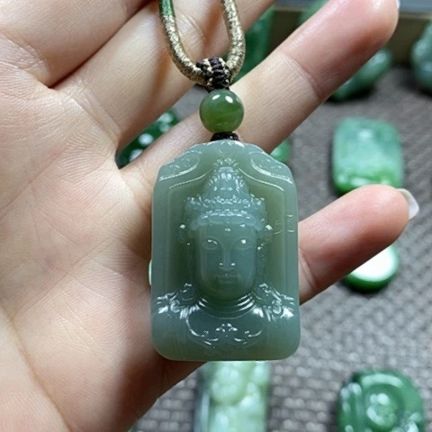 【闪购商品】颈饰未镶嵌和田玉