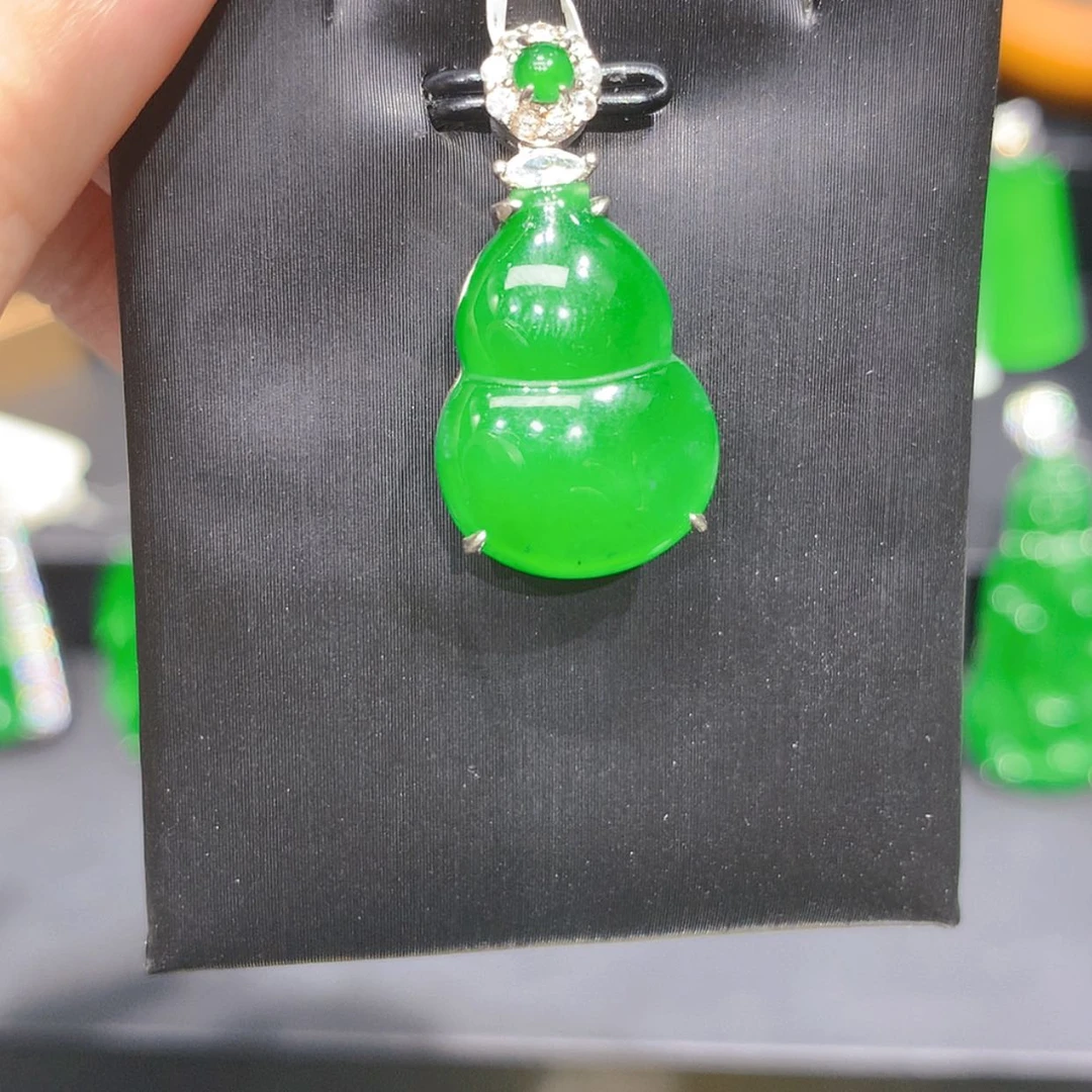 【闪购商品】颈饰未镶嵌翡翠柒姐