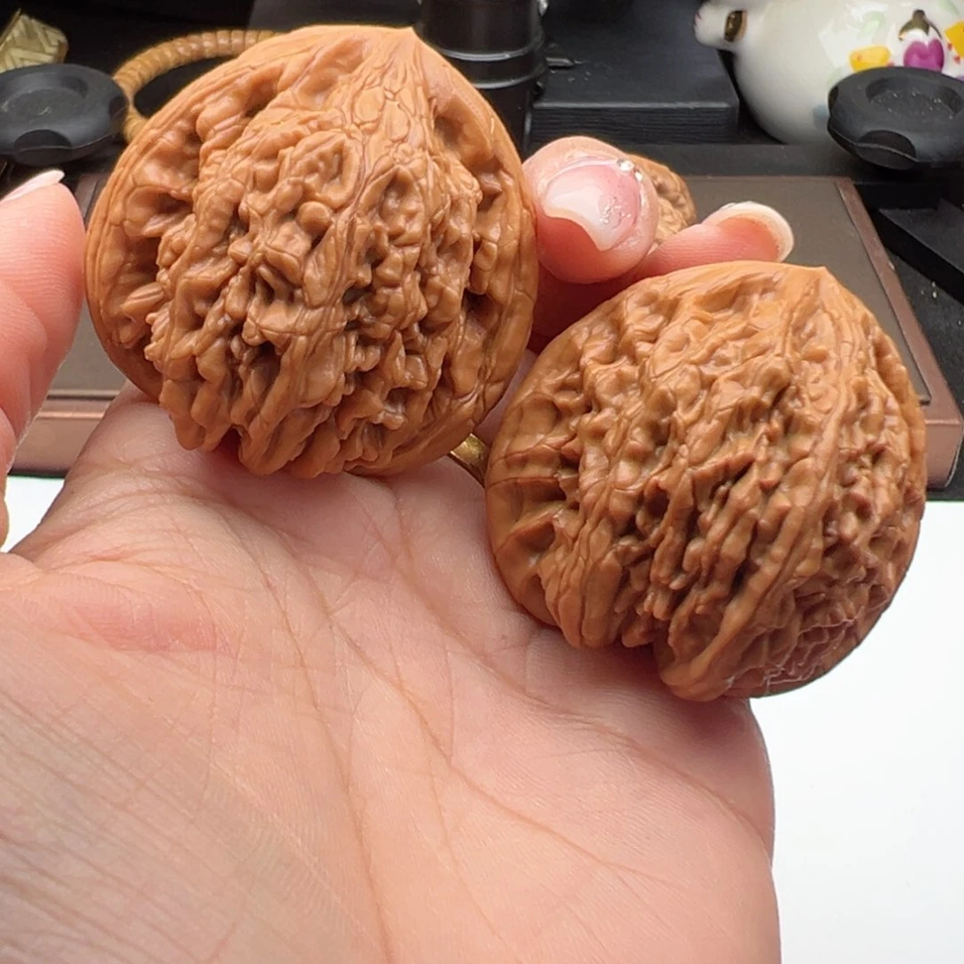 文玩核桃把件虎头王44