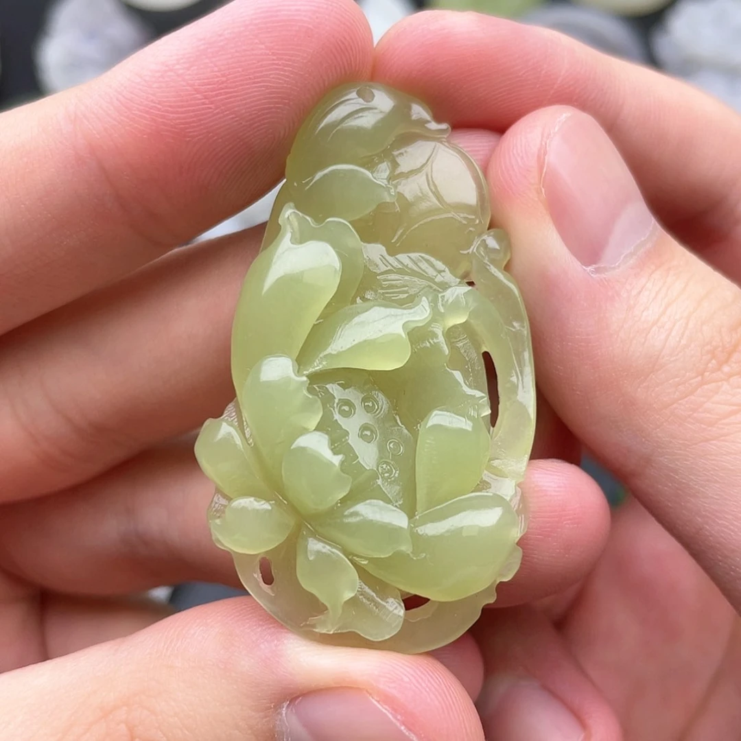 【闪购商品】颈饰未镶嵌和田玉