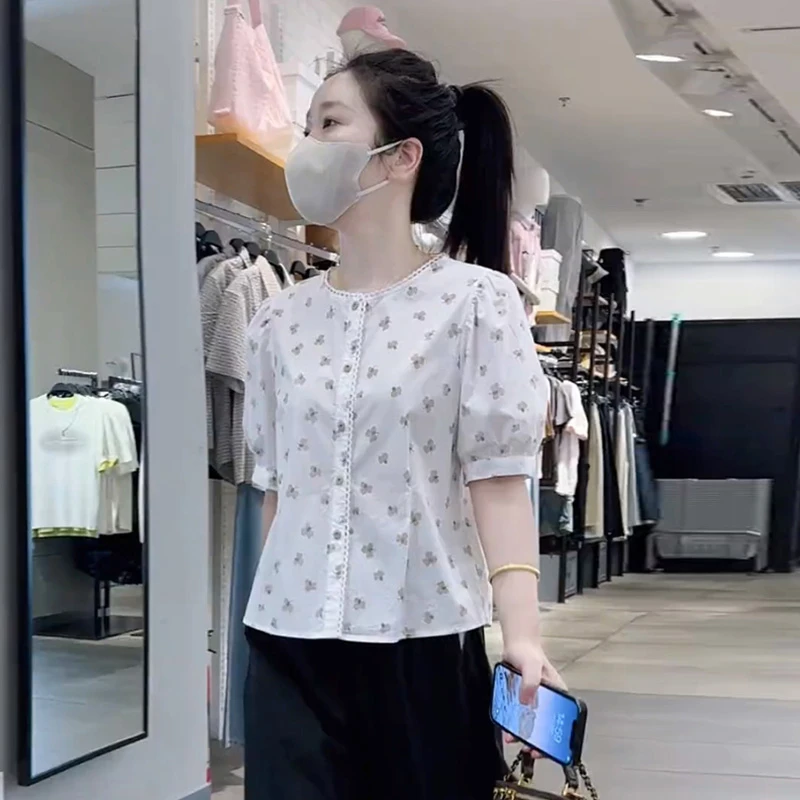 2025夏季新款气质时尚碎花圆领泡泡袖衬衫女韩系甜美减龄衬衣小衫