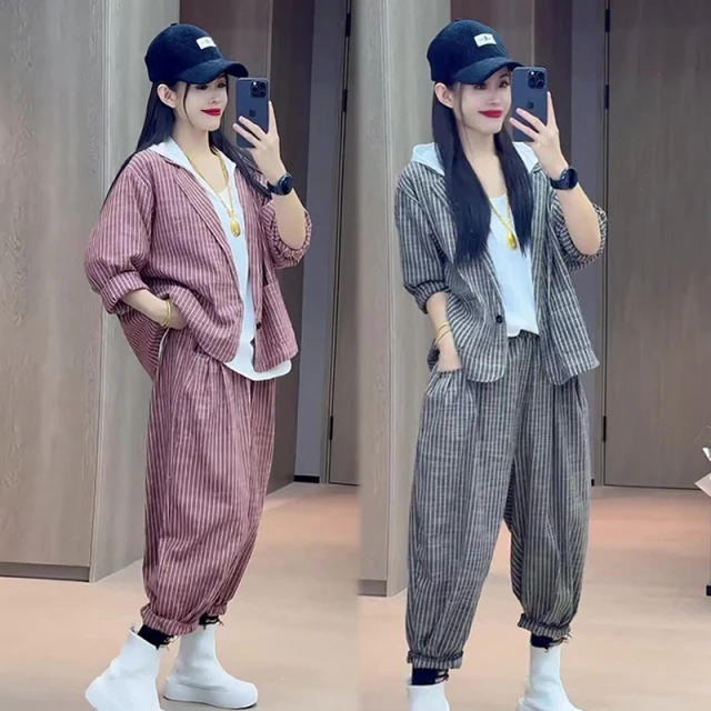 时尚洋气休闲竖条纹两件套女秋季新款宽松显瘦外套百搭哈伦裤套装