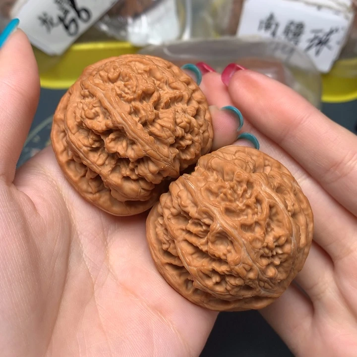 文玩核桃把件47-28594-0