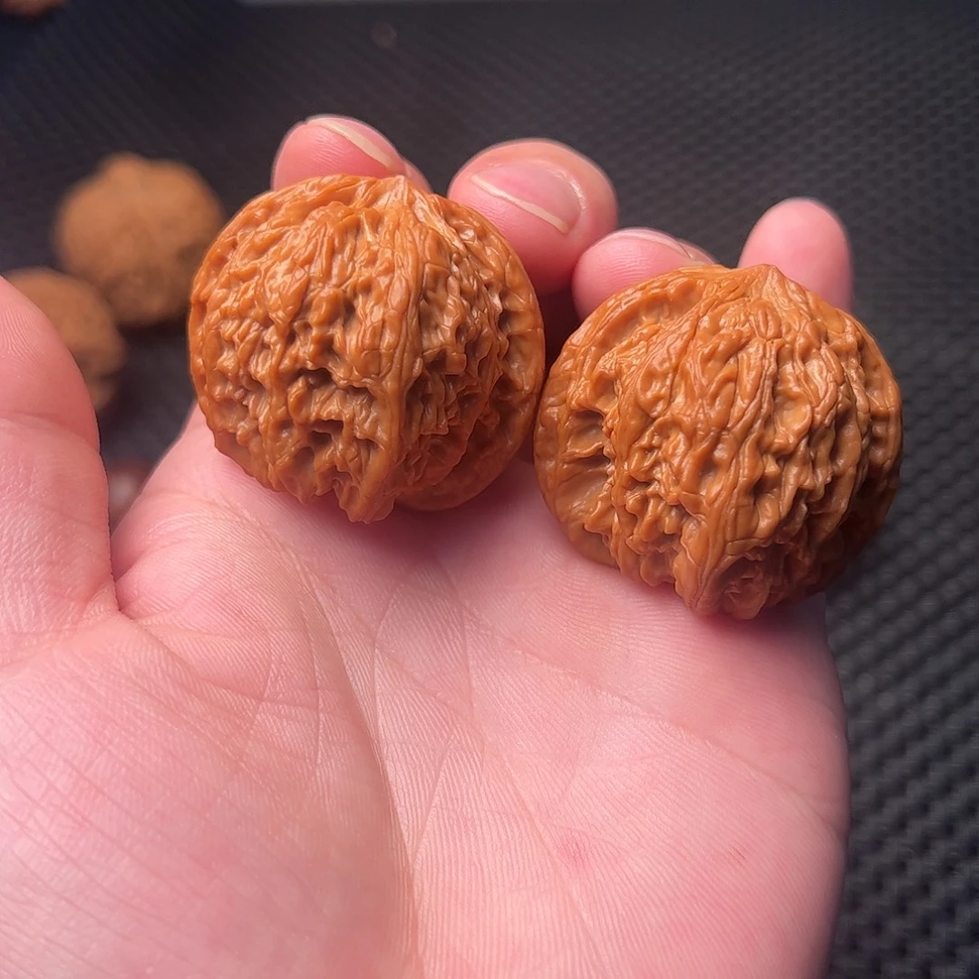 边***o吊坠文玩核桃磨盘