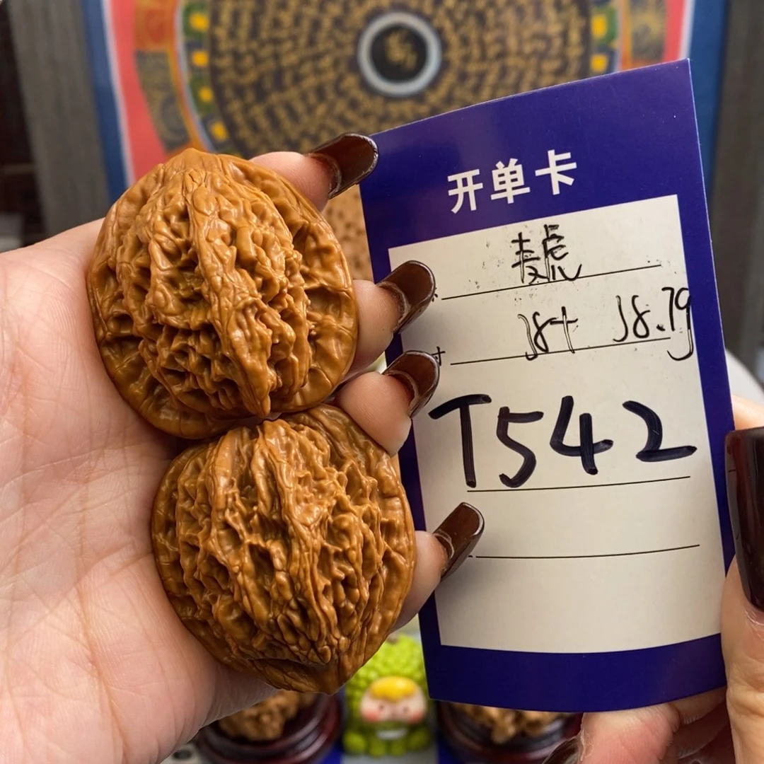 文玩核桃吊坠麦虎38尺