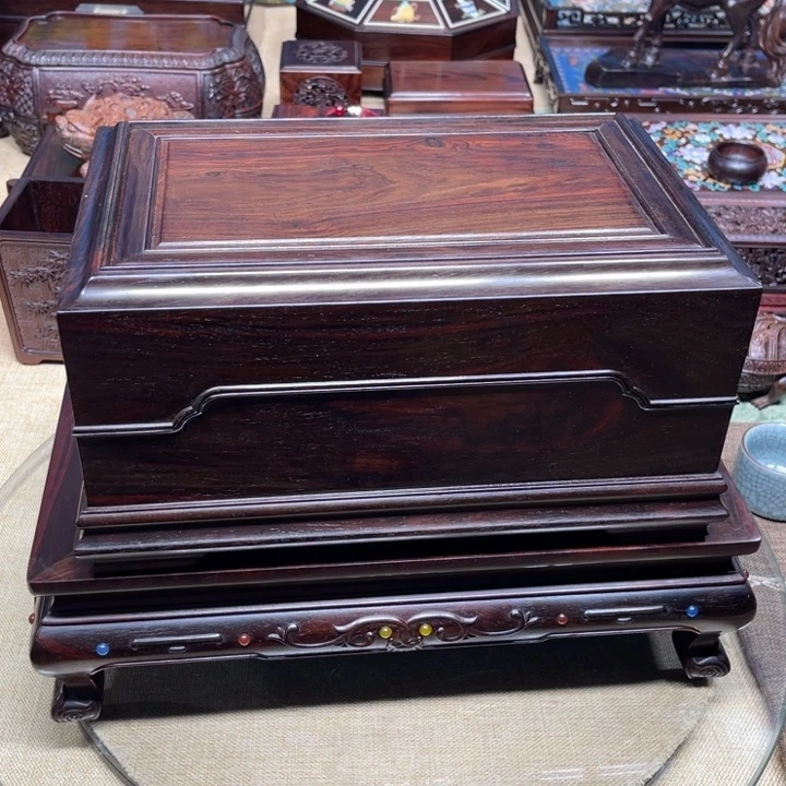 紫檀木类成套家具