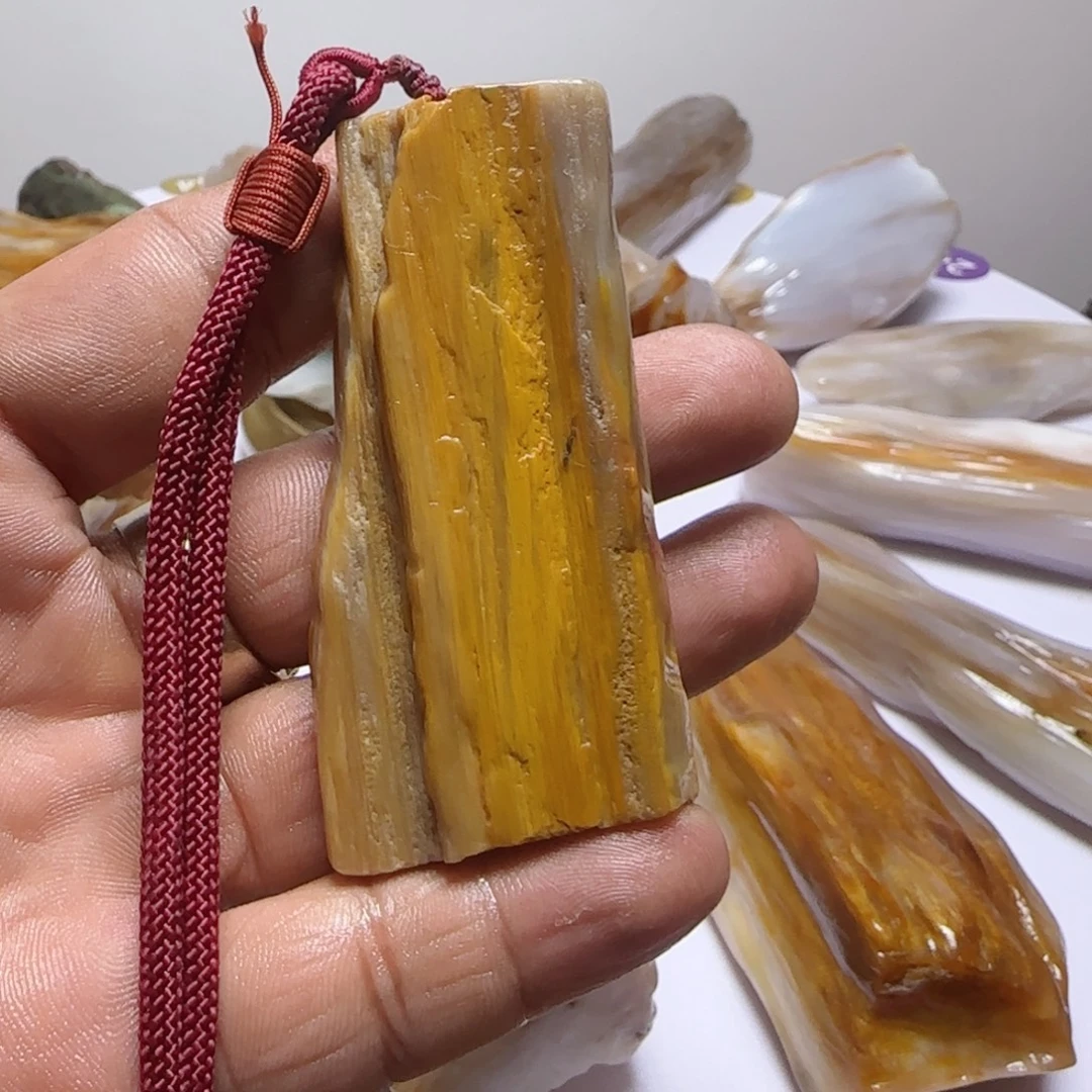 硅化玉未镶嵌手把