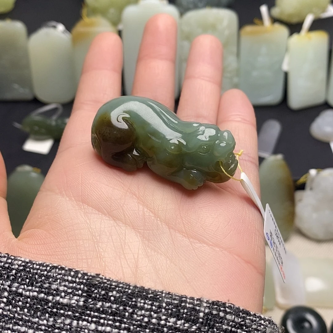 和田玉颈饰未镶嵌麻*农