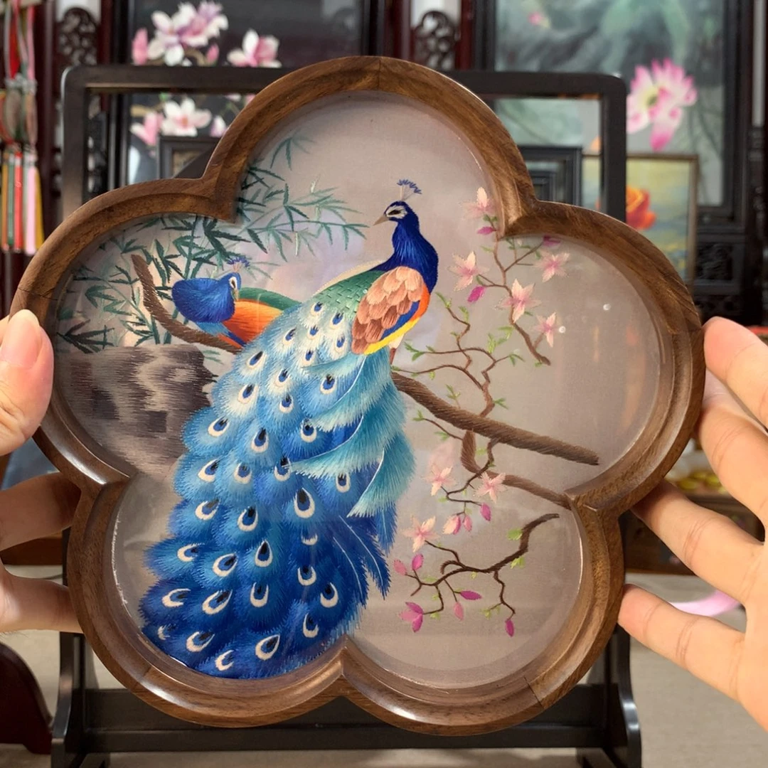 木精品苏绣实木摆件