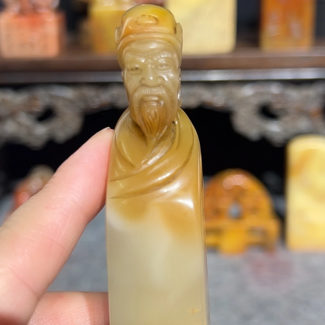 寿山石印石寿山石是山山水水