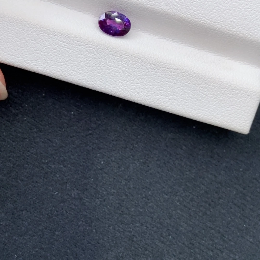 裸石蓝宝石0.98 ct