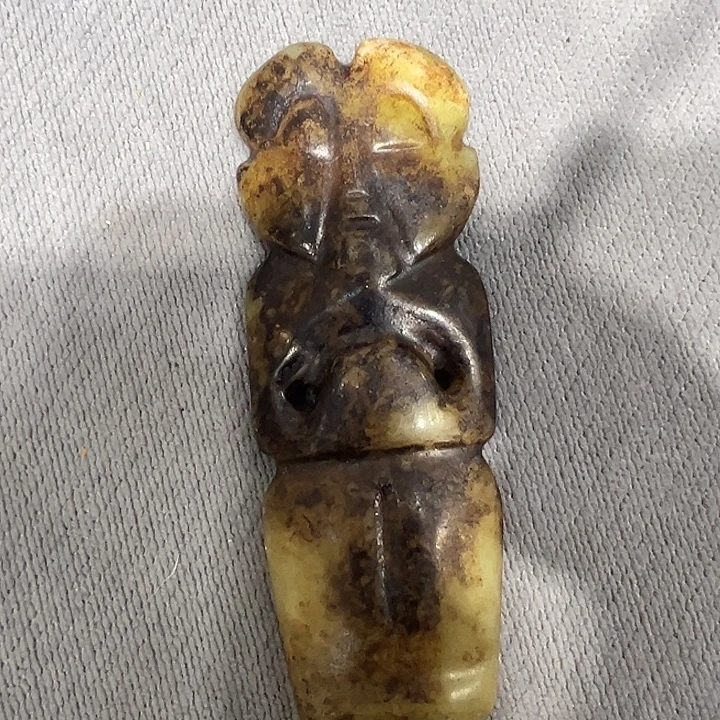 岫岩老玉（透闪石质玉）未镶嵌颈饰