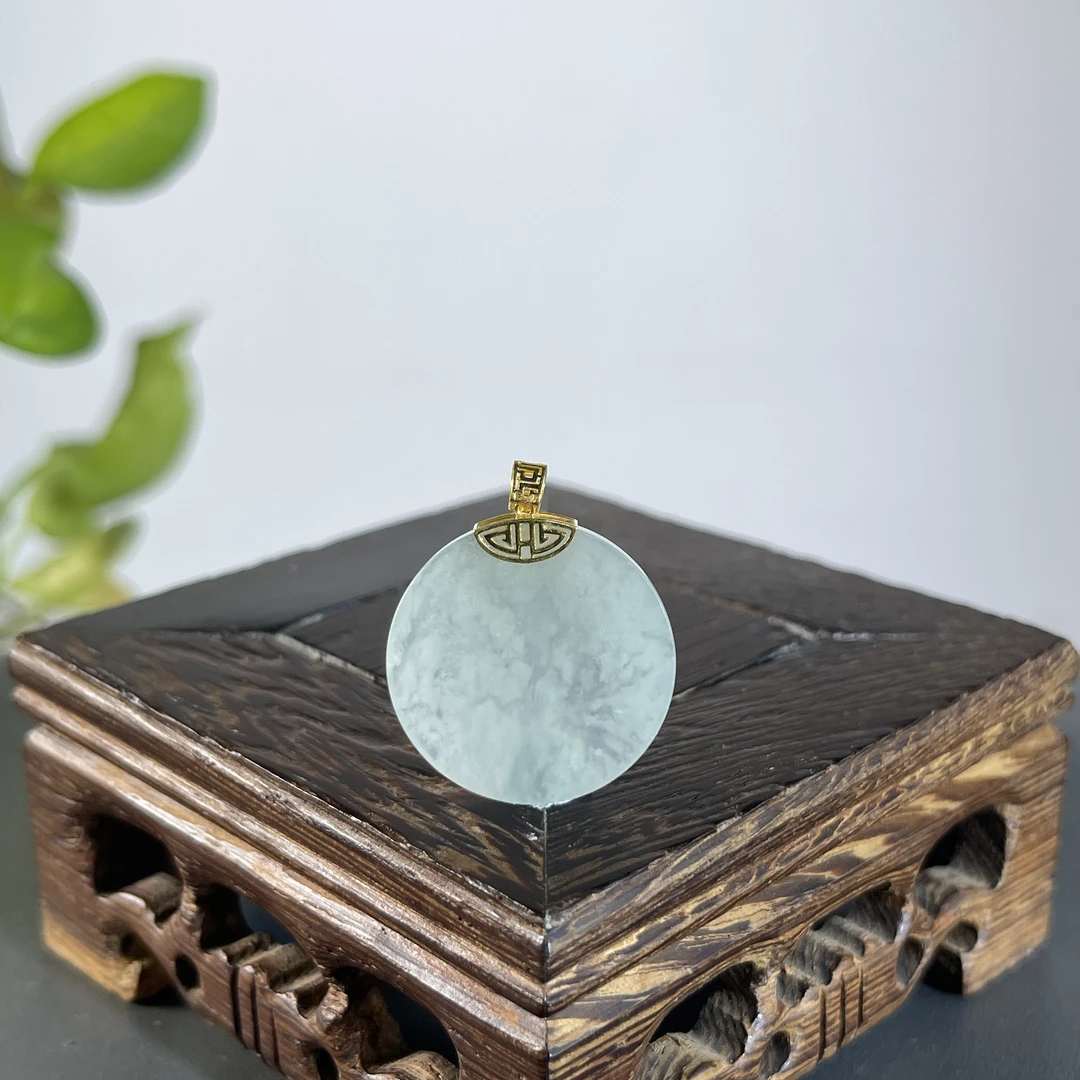 JGB06-84  天然缅甸A货翡翠  18K扣无事牌